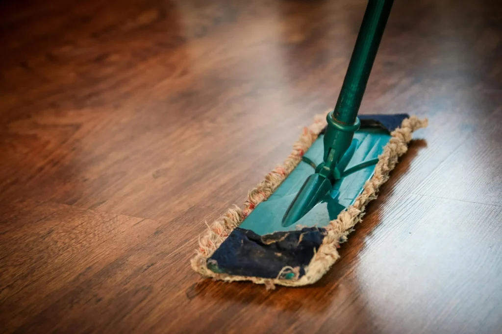 Current Hardwood & Tile Flooring: Get Today's Rates