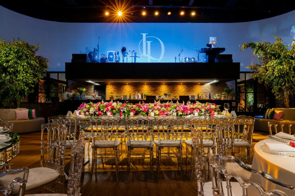 2026 Wedding Venue Costs & Emerging Trends