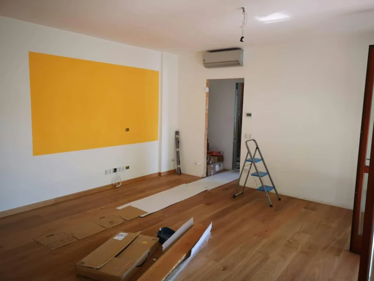 Current Hardwood & Tile Flooring: Get Today's Rates