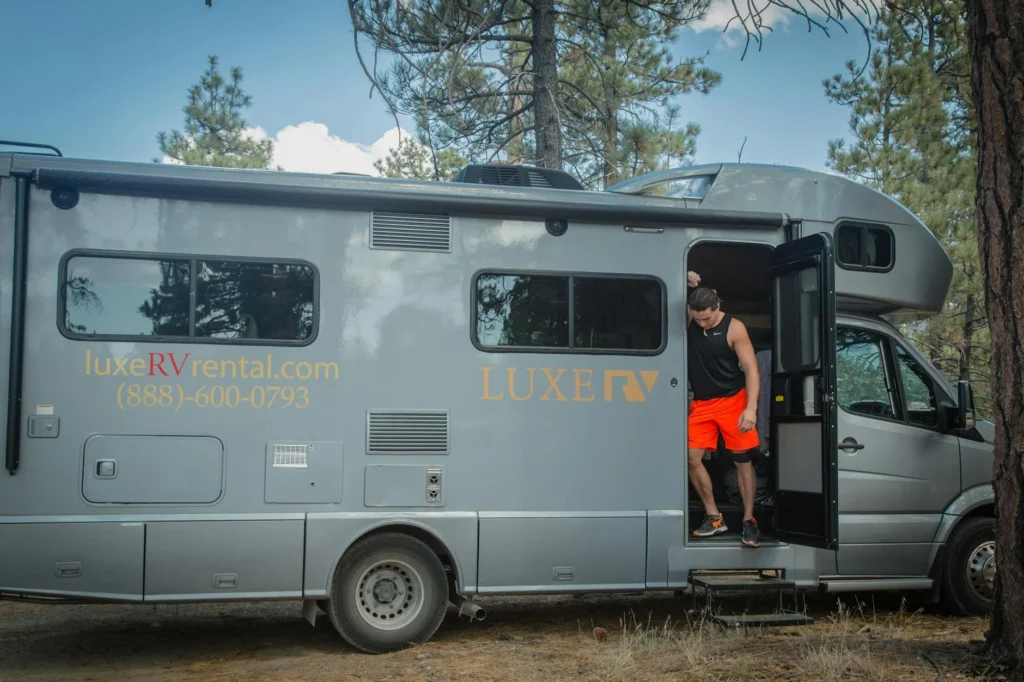 RV & Motorhome Rental Costs 2026: Updated Rates & Tips