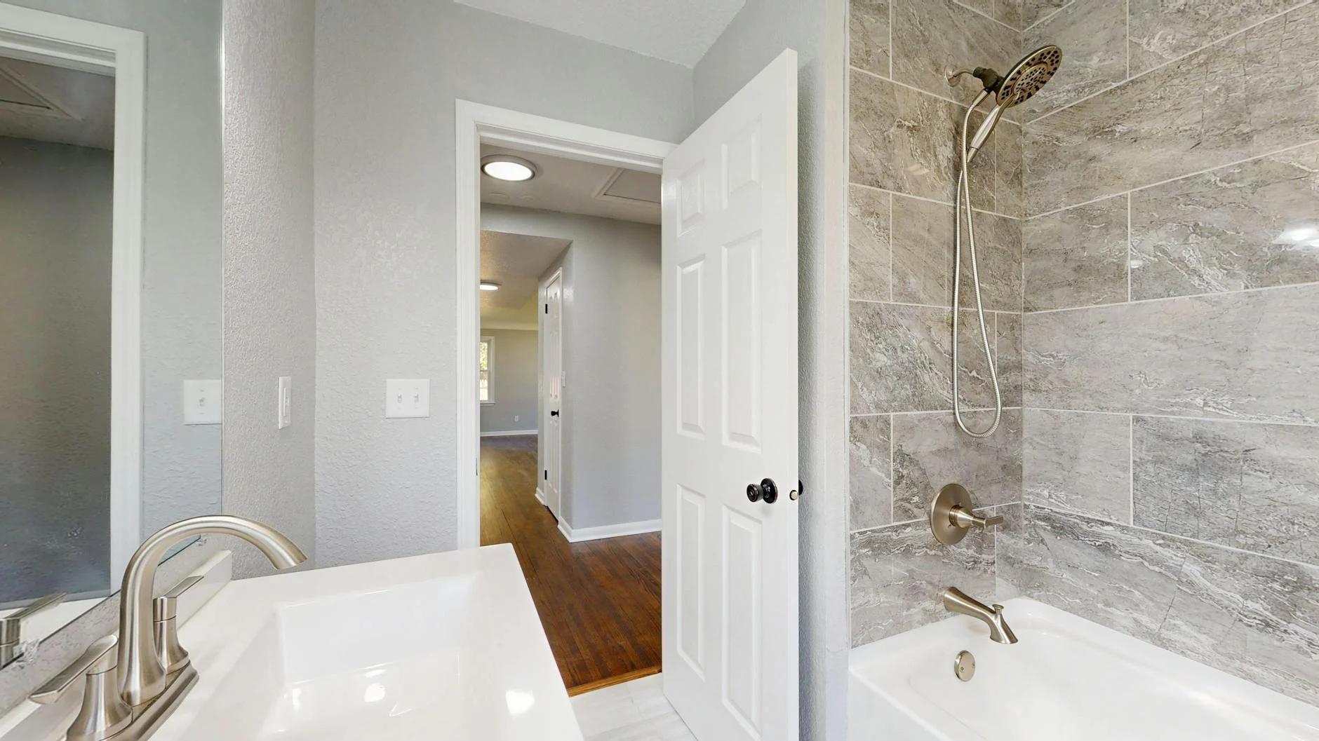 Current Bathroom Renovation Costs: What to Expect Today
