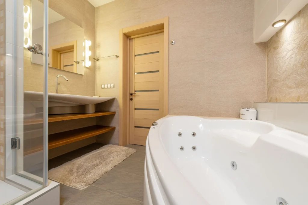 The Real Cost of Walk-in Tub Installation: A Current Guide