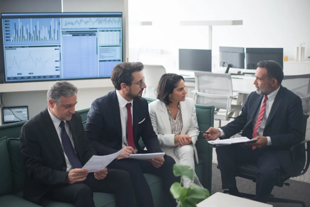 Navigating Financial Advisor Fees: Your 2026 Guide