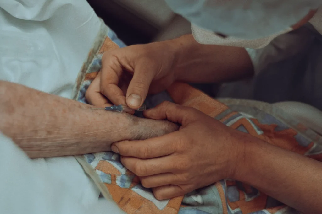 Memory Care Facilities 2026: Understanding Future Costs & Options