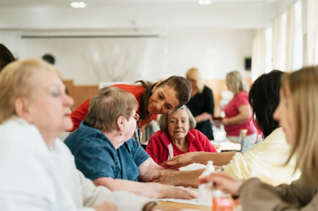 Navigating In-Home Care Services: Current Costs & Key Benefits