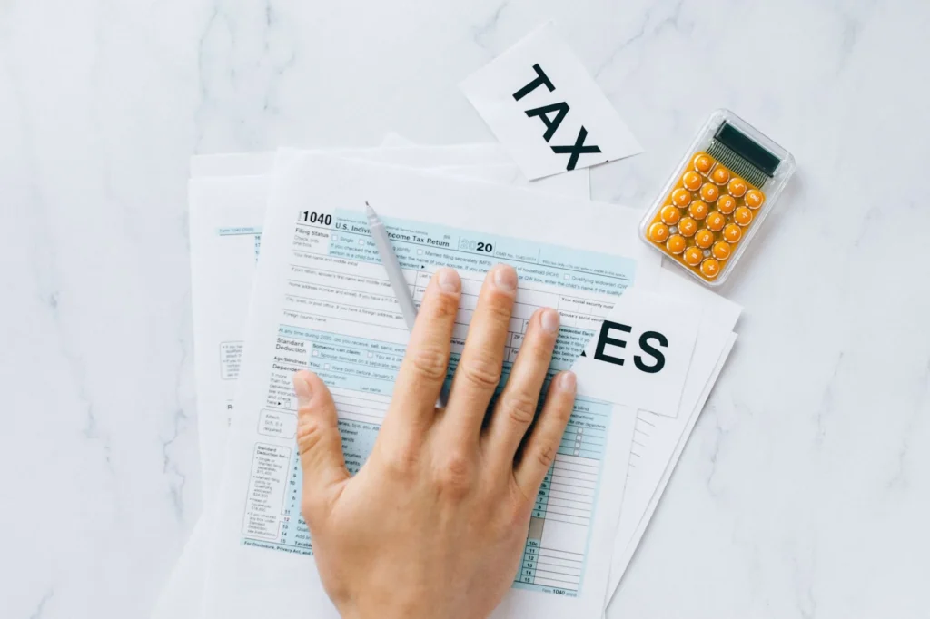 Tax Preparation Fees 2026: Understanding Today's Rates & Saving Strategies