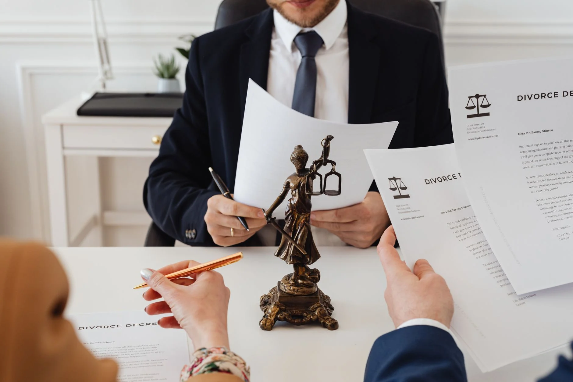 DUI Lawyer Cost: Today's Rates & What You'll Pay