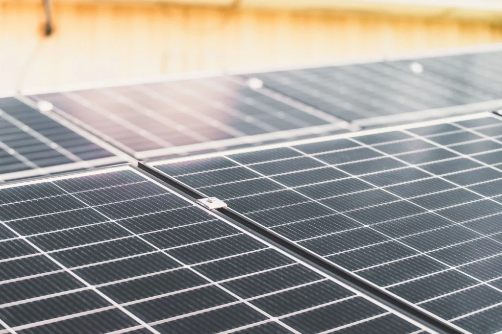 The Real Cost of Solar Panel Installation: Current Savings Explained